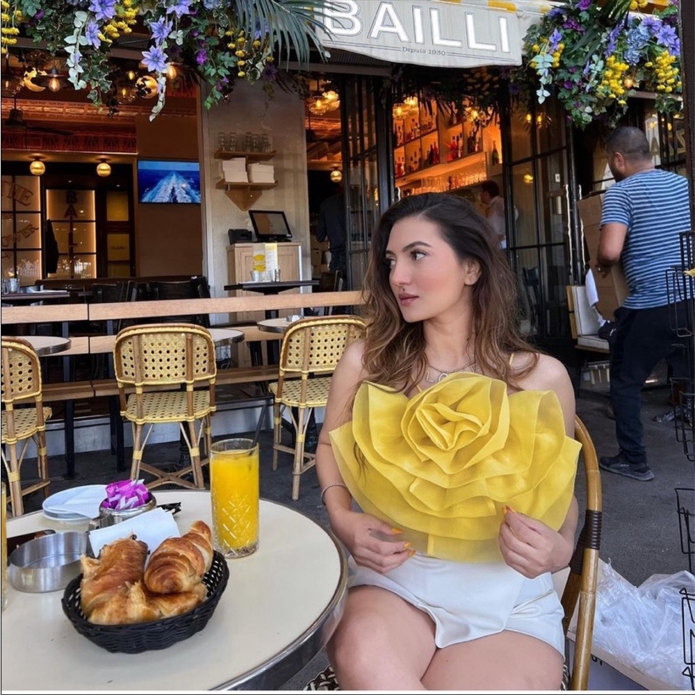 Zara light yellow zara top